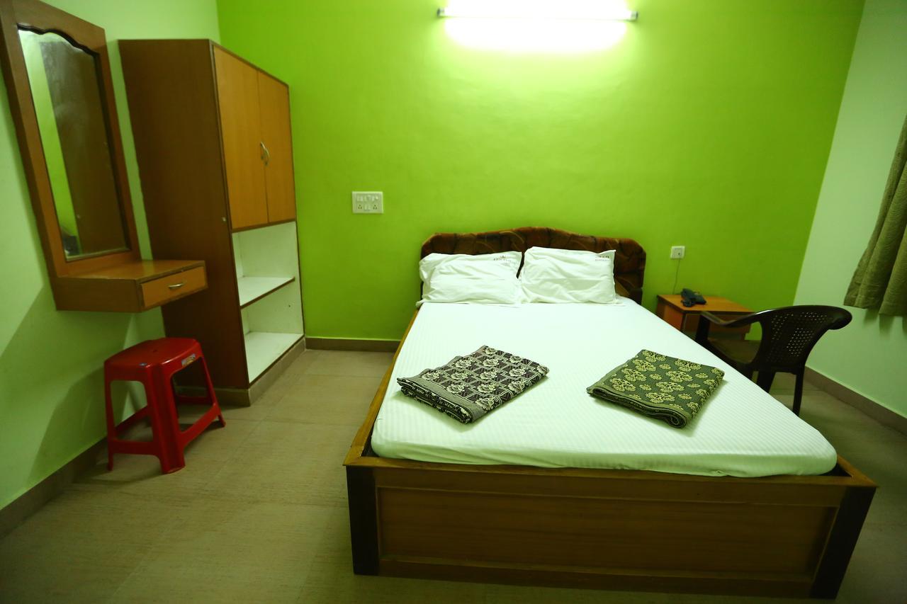 Abirami Residency Hotel Tirukkadaiyur ภายนอก รูปภาพ