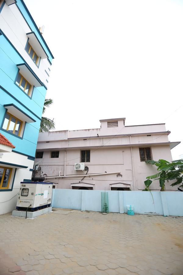 Abirami Residency Hotel Tirukkadaiyur ภายนอก รูปภาพ