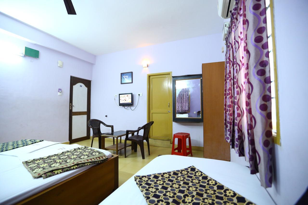 Abirami Residency Hotel Tirukkadaiyur ภายนอก รูปภาพ