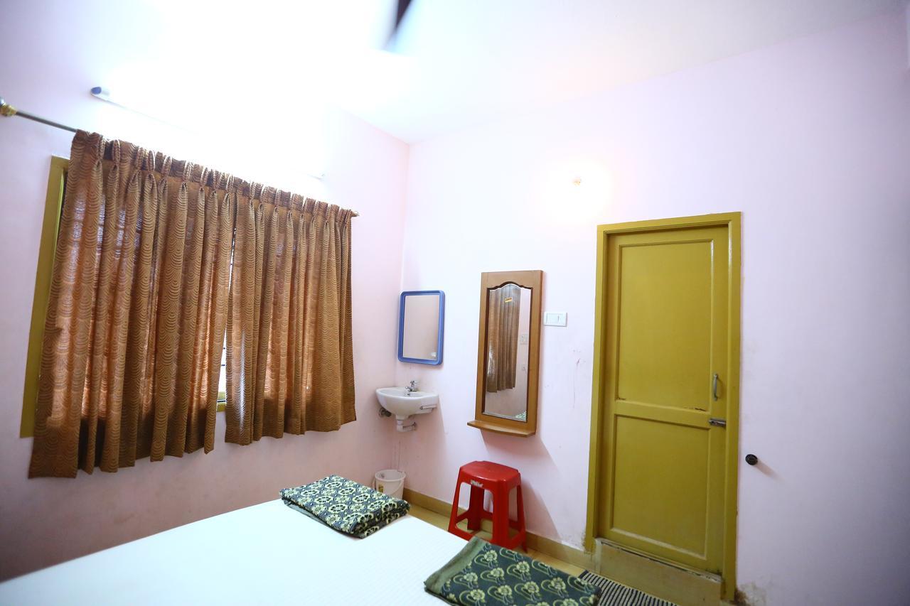 Abirami Residency Hotel Tirukkadaiyur ภายนอก รูปภาพ